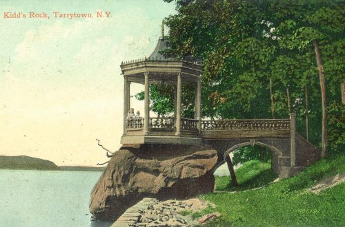 An historic postcard of Captain Kidd's Rock on the shore of the Hudson River in Kingsland Point Park, Sleepy Hollow, New York.